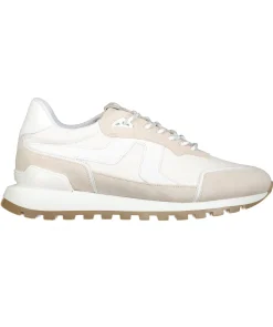 Bridge Runner Sneaker