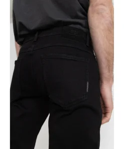 Lou Straight Perfecto