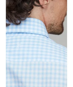 Matrix Shirt Cut Away