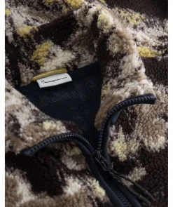 Oversized Jaquard Sherpa