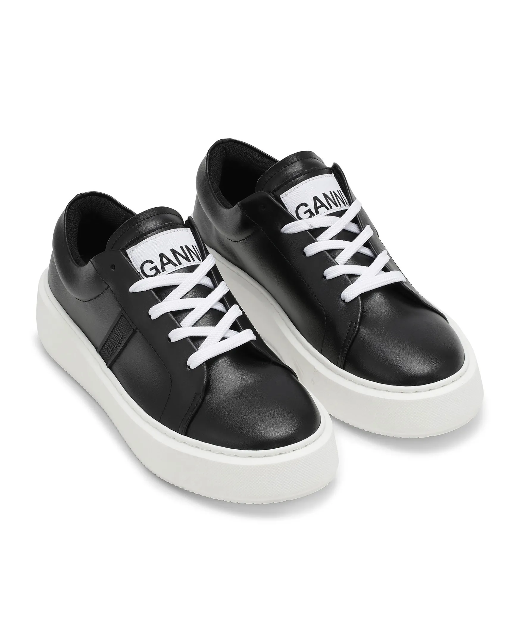 Sporty Mix Sneaker